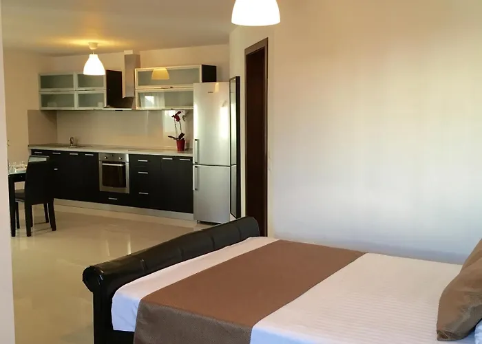 Elysium Hotel apartamentowy 3*