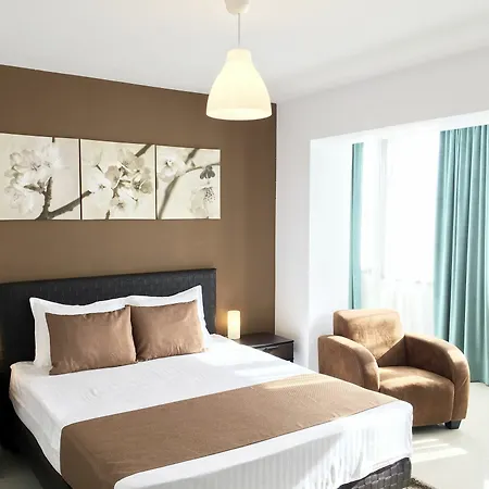 Elysium Appart hôtel 3*