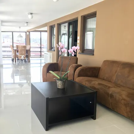 Elysium Appart hôtel 3*