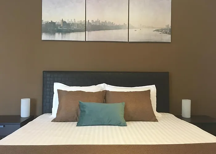 Elysium アパートホテル