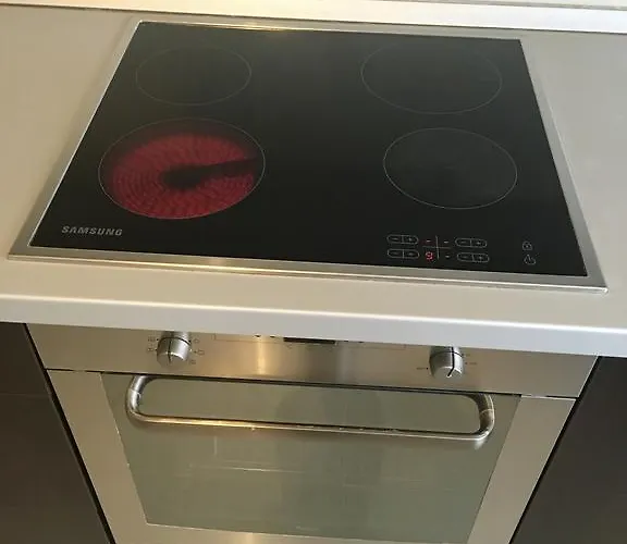 アパートホテル Elysium